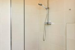 Agencement-salle-de-bain-2-e1773066376185